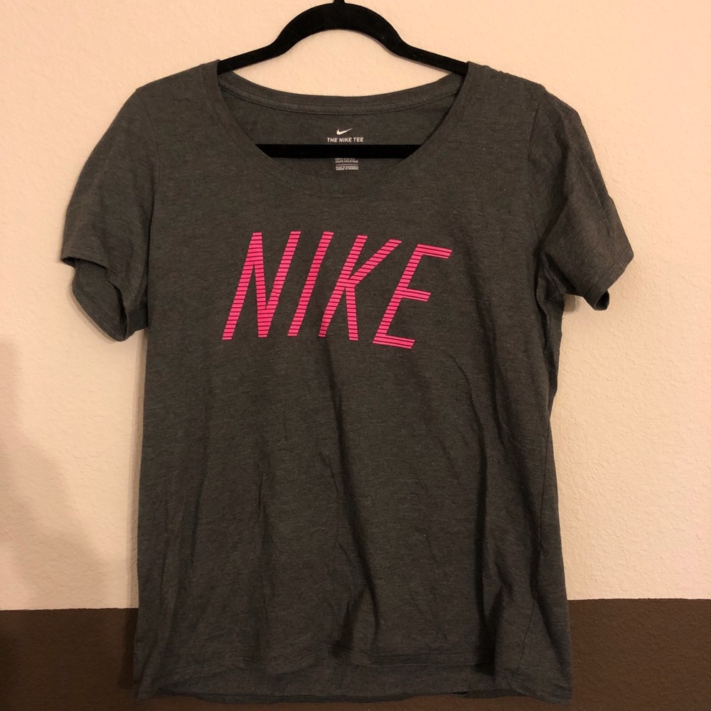 NIKE short sleeve